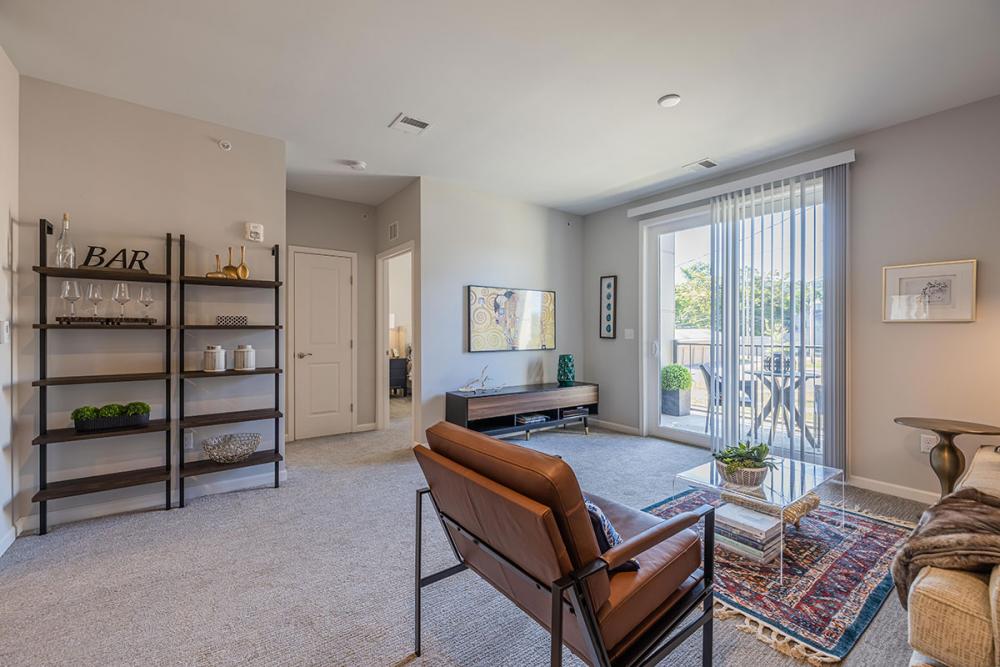 Living Room | Six67 College Avenue